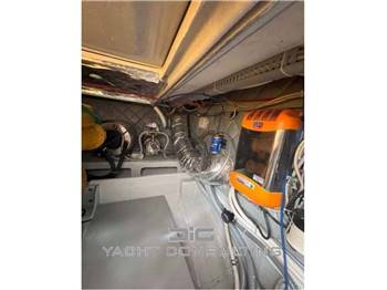 Magnum Marine Magnum 40 Sport